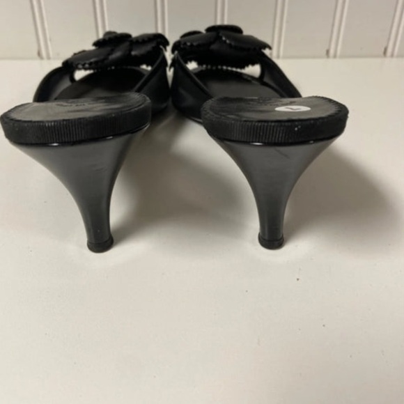 Chanel Lambskin Mesh Camellia Mules logo black kitten heels spring designer - Picture 8 of 8